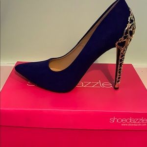 I don’t wear them and making space in my closet.